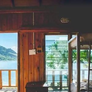Barefoot Kuata Island